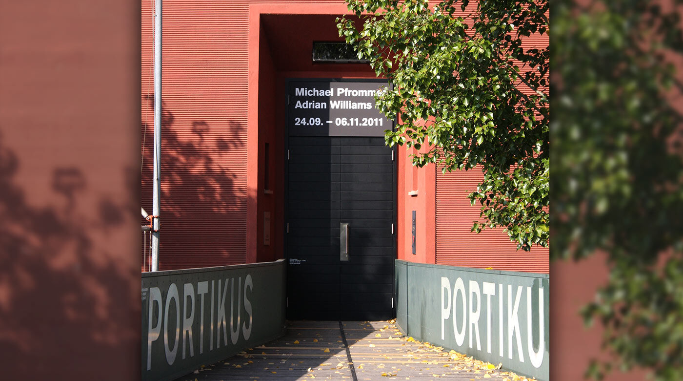 2011-Portikus-036.jpg